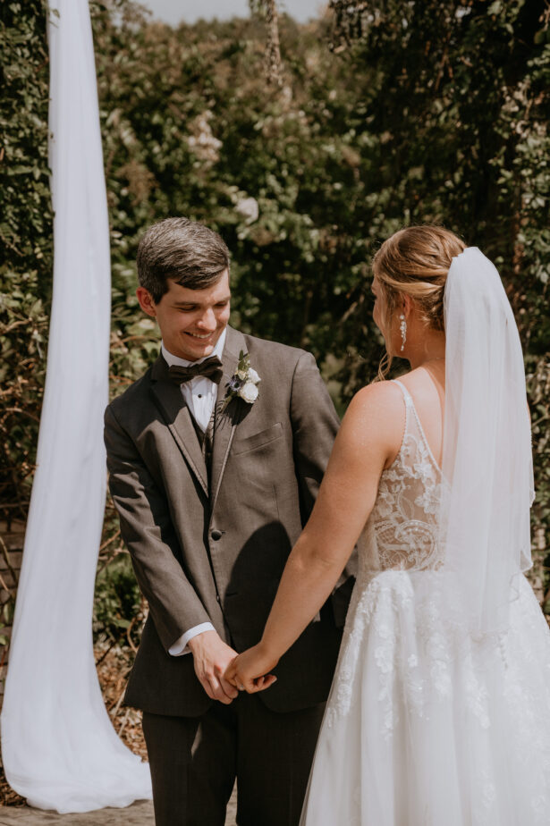 First look at your wedding | Brit Rader Photography